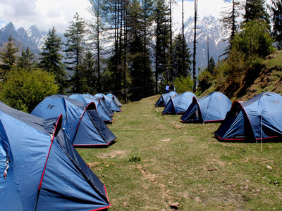 Camping in Auli