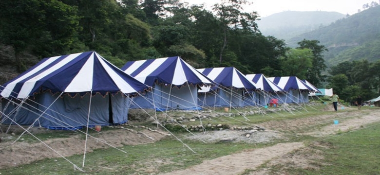 Camping in Binsar