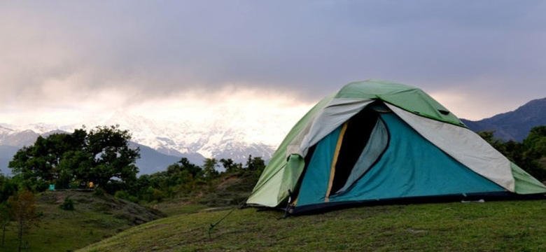 Camping in Deoria Tal
