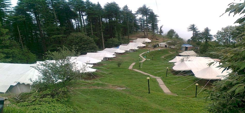 Camping in Kanatal