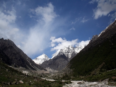 Tipra Bamak Glacier Tek