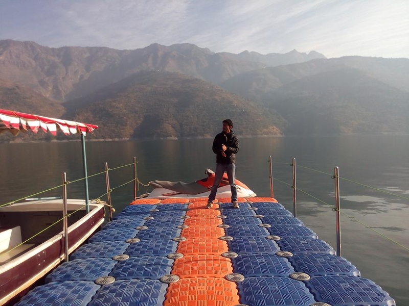 Para Jumping in Tehri Lake